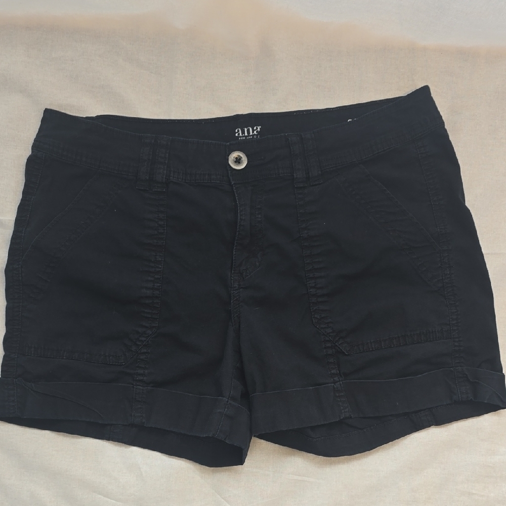 A New Approach Women's Classic Black Cargo Shorts